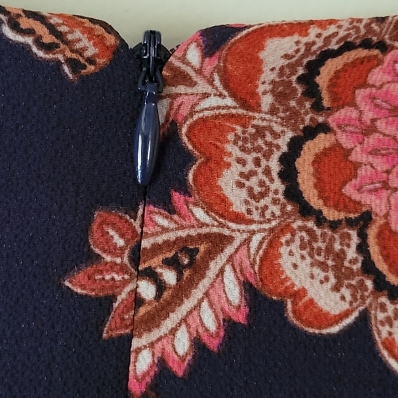 Eliza J Plus Size Floral Paisley Print Drop Waist Dress With Pockets Navy Multi - Picture 6 of 8